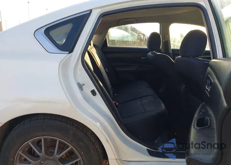 2016 Nissan Altima 2.5/2.5 S/2.5 Sl/2.5 Sr/2.5 Sv из США, поврежденный, VIN 1N4AL3AP0GC194066